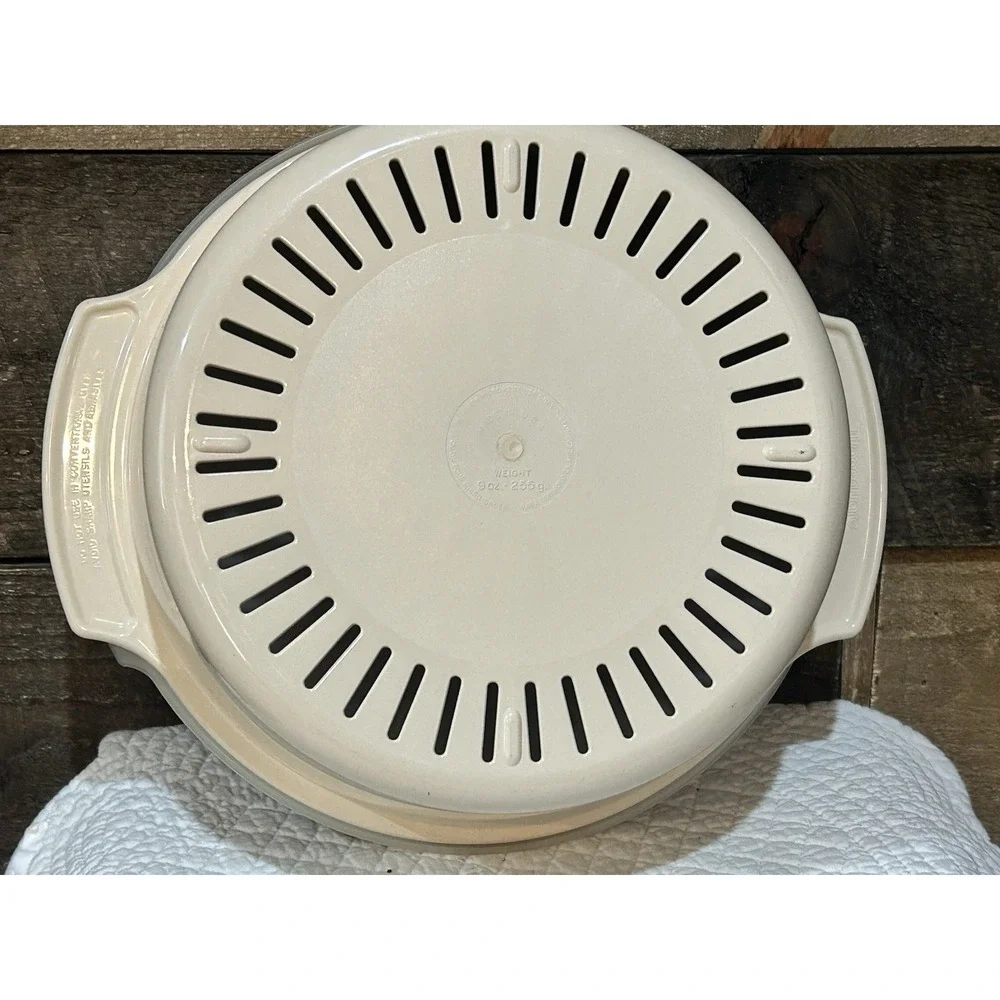 Tupperware Stack Cooker 3 Qt‎ Bowl & Seal Plus Strainer Colander Almond